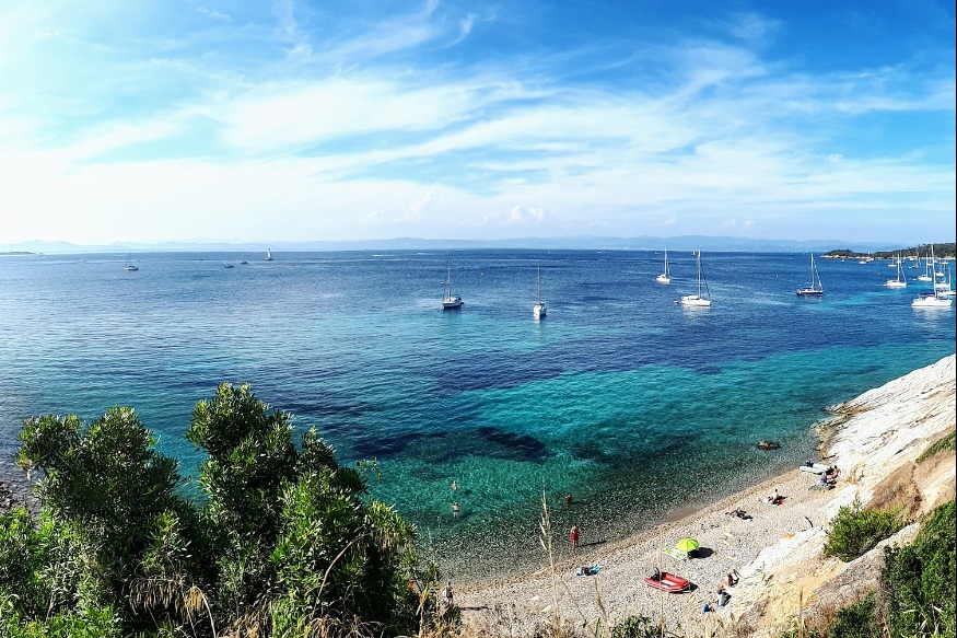 Porquerolles se fixe une limite de touristes